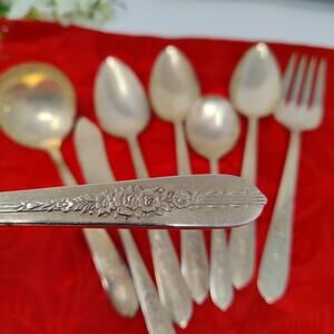 5X Serving Pieces 1939 ROYAL ROSE Oneida Nobility Plate Silverplate Spoons Sprea